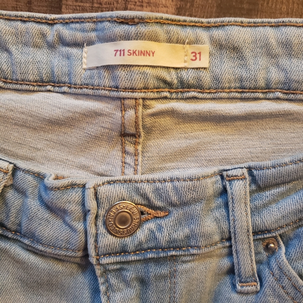 Levi Strauss 711 Skinny Womens Juniors Light Wash Stretch Levi's Jeans 32x28 EUC - Picture 2 of 9